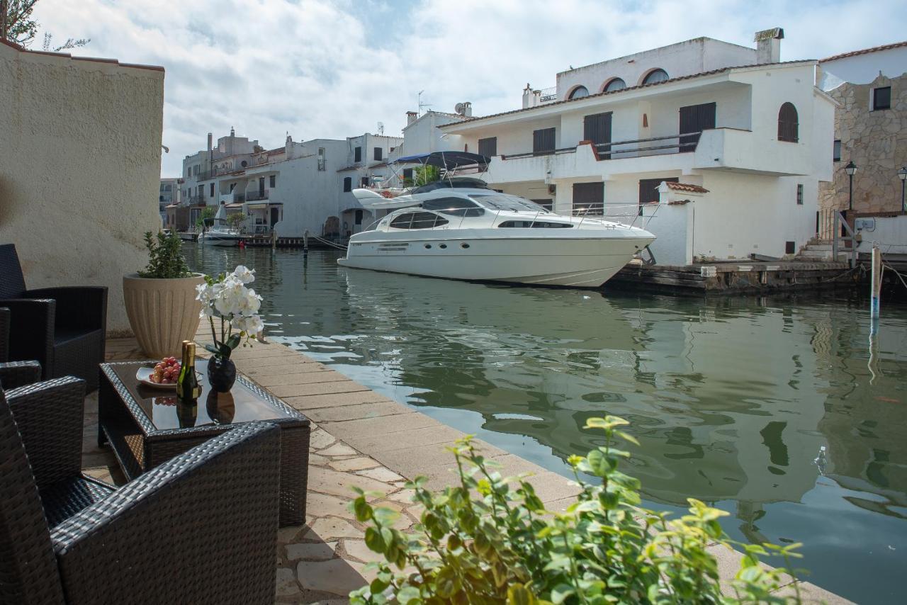 Casa Port Grec Villa เอมปูเรียบราบา ภายนอก รูปภาพ