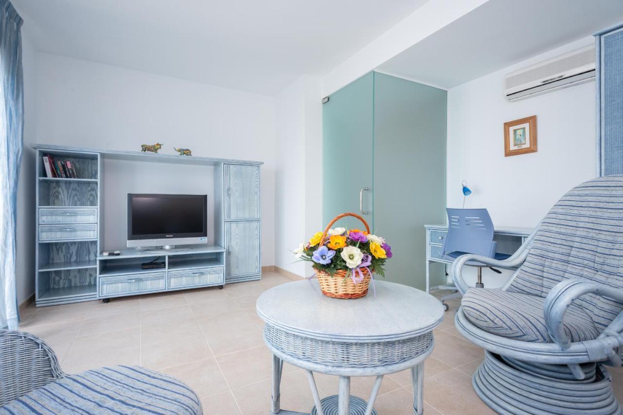 Casa Port Grec Villa เอมปูเรียบราบา ภายนอก รูปภาพ