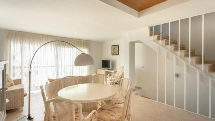 Casa Port Grec Villa เอมปูเรียบราบา ภายนอก รูปภาพ